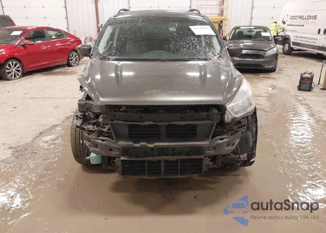 2018 Ford Escape Se z USA, uszkodzony, nr VIN 1FMCU9GD5JUA53636